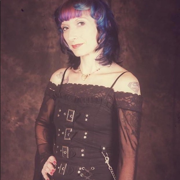 Meet your Posher, Shawna - Picture 9 of 16